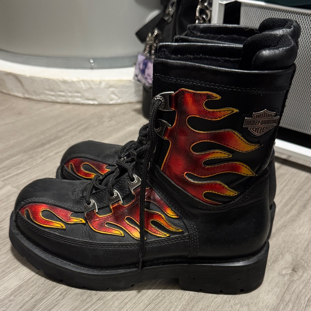 Harley-Davidson Black Boots with Fiery Red and Orange Flames